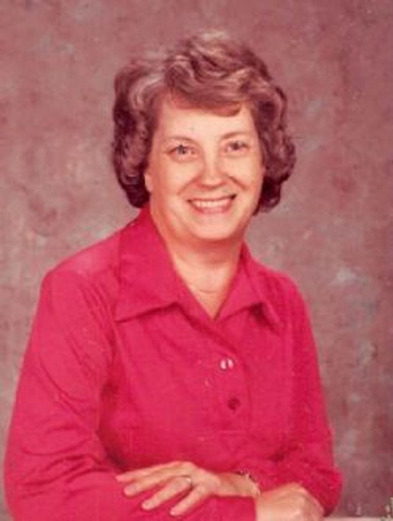 Luella Holmes