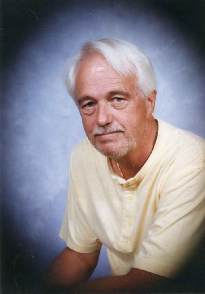 Edgar Stoops