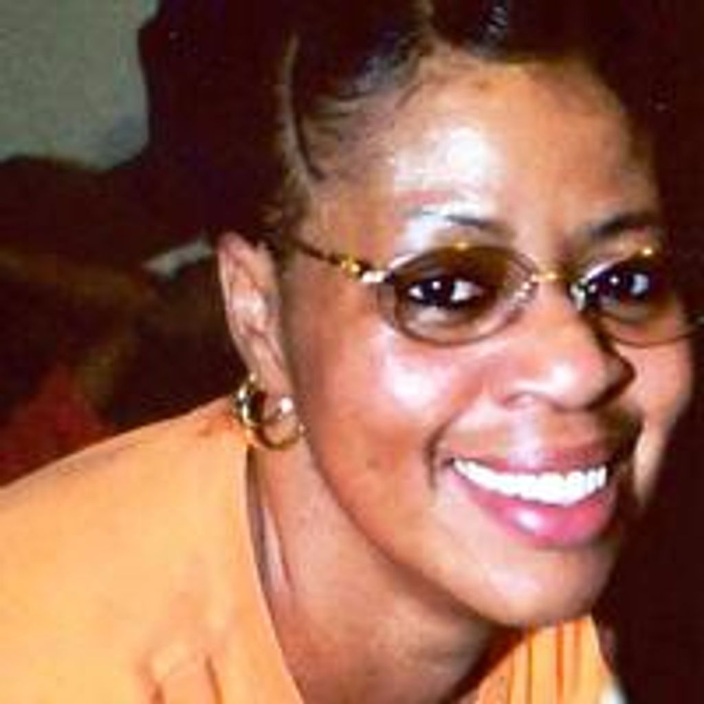 Sandra Cross Warren Profile Photo