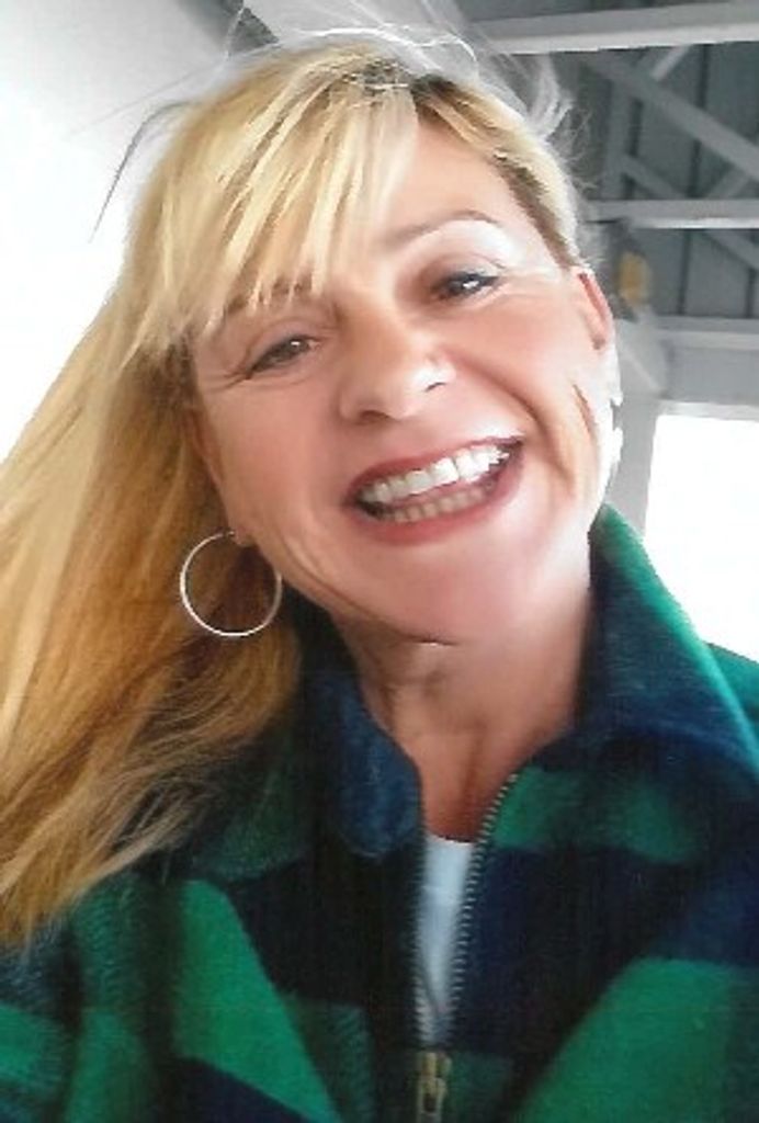 Lisa Sue Robbins Boll