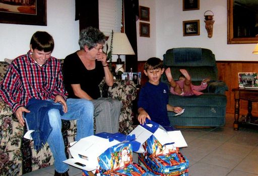 Linda Varnado Legnon photo gallery thumbnail 77 of 86