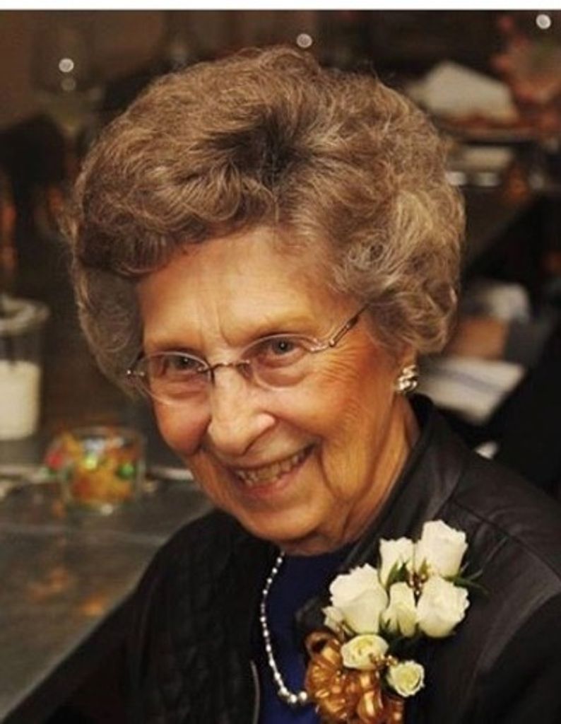 Gladys M Mcneil