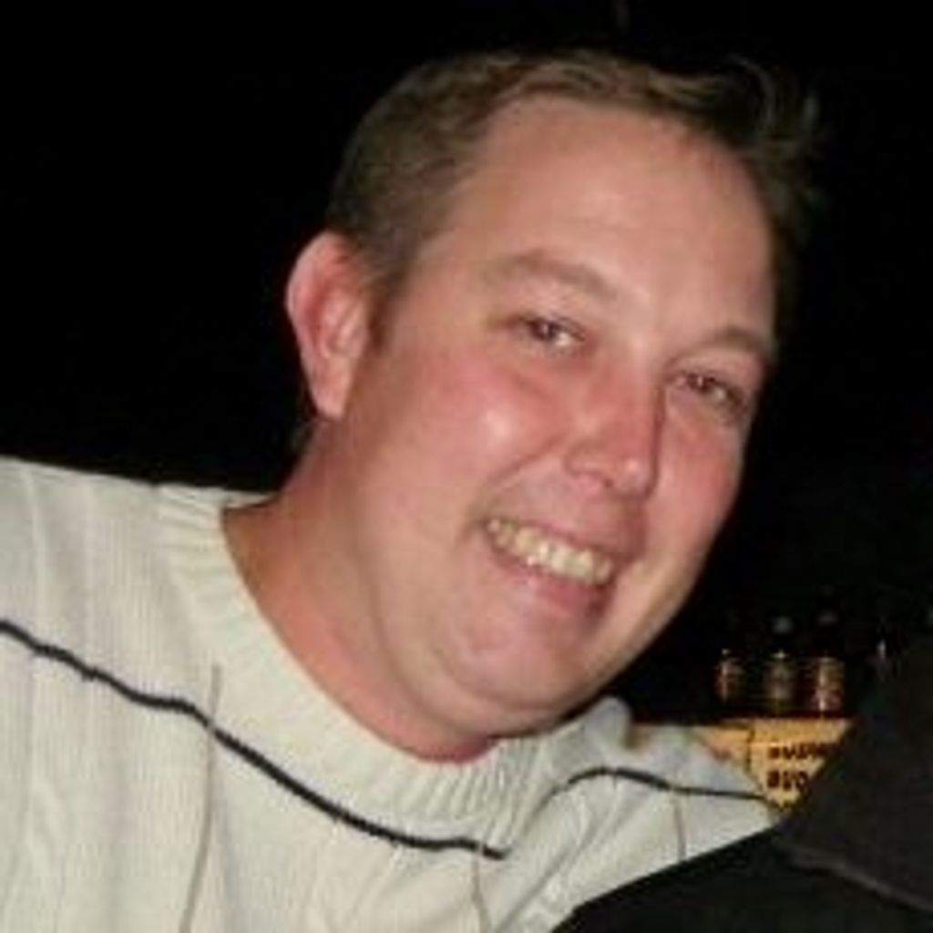 Eric J Czekalski