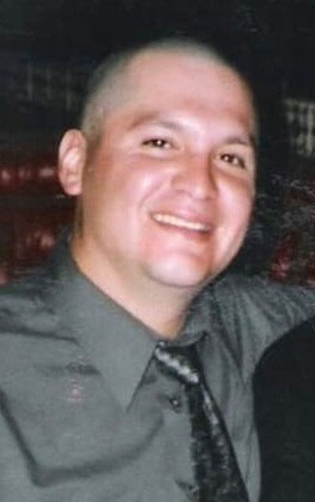 Marco Antonio Serna Profile Photo