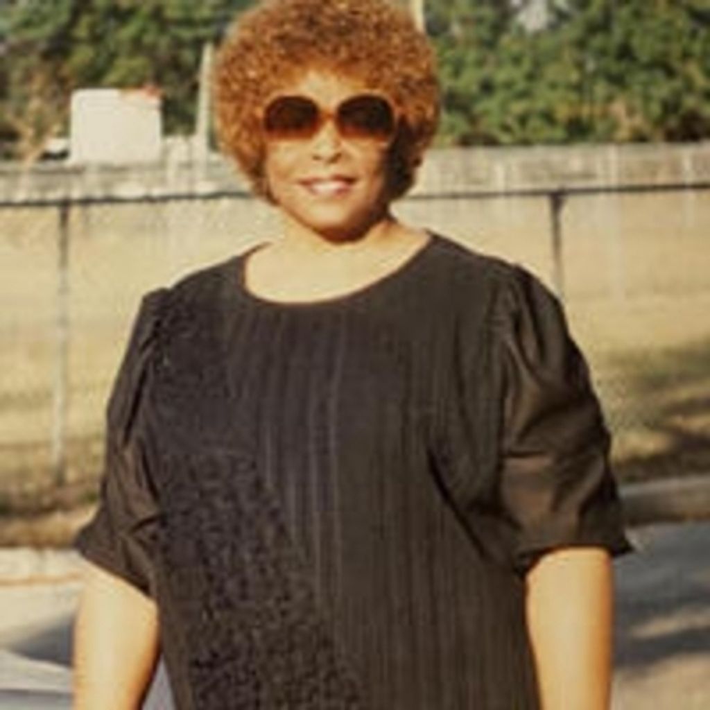 Mrs. Phyllis Dixon