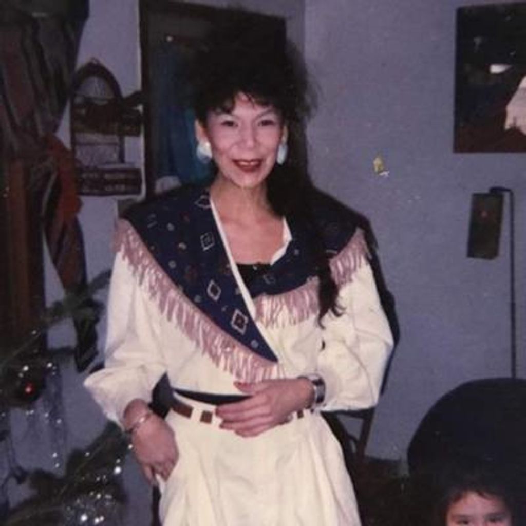 Claudine Chiefstick