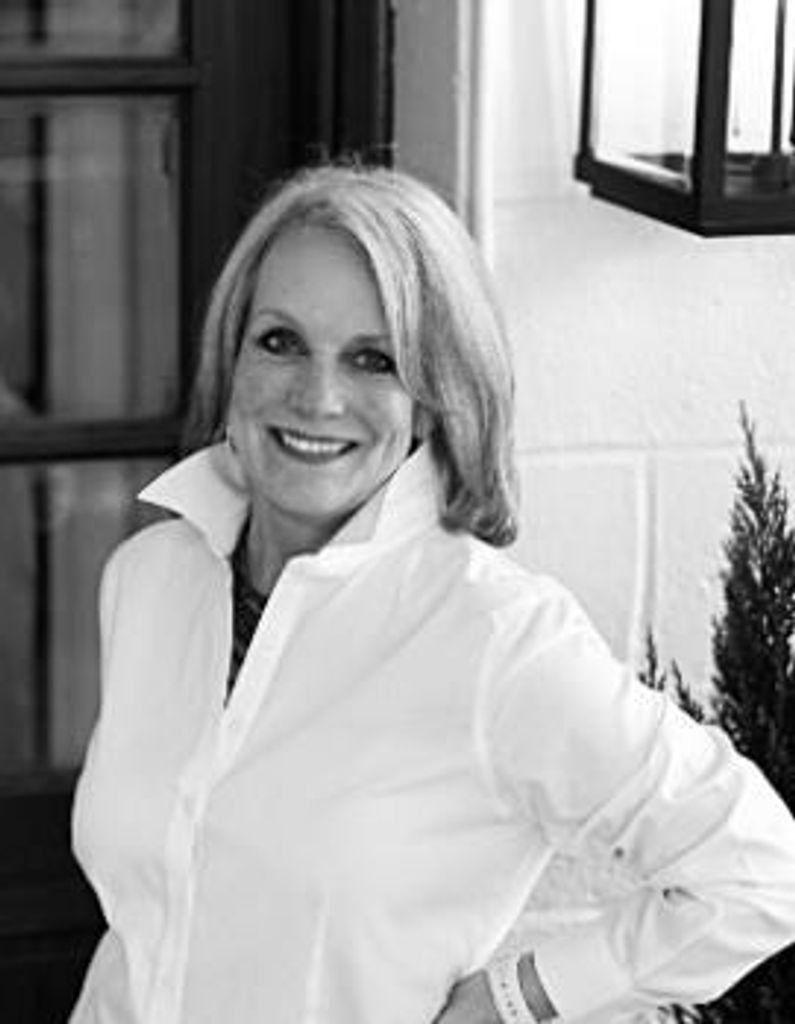 Michaele Travis