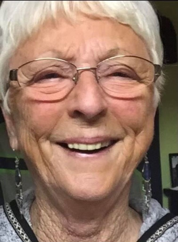 Carolyn "Diane" Hammond Profile Photo