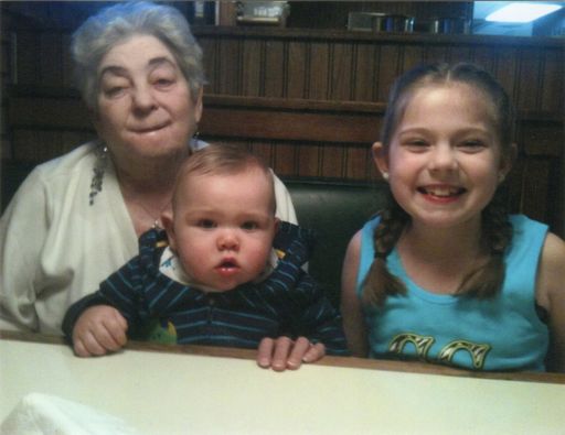 Edna Susan "Sue" Pruitt photo gallery thumbnail 13 of 19