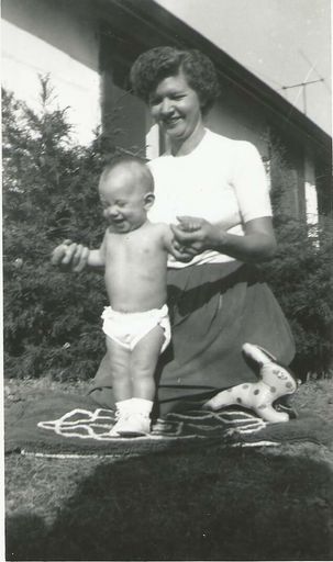 Alene H. Halcomb photo gallery thumbnail 8 of 269