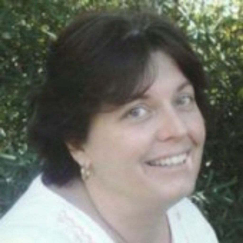 Deanne Tolen Young