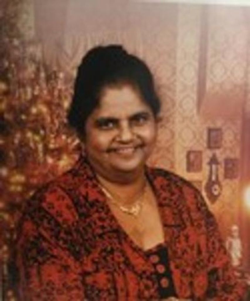 Rattandei Harricharan Profile Photo