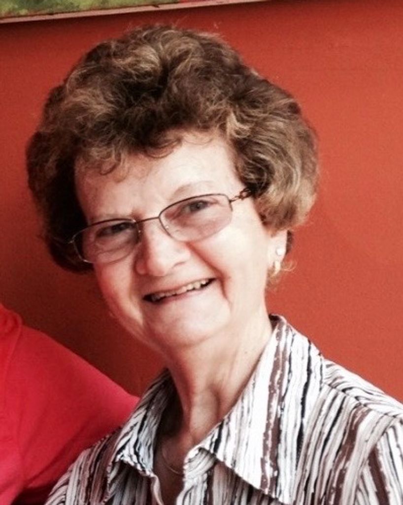 Saundra "Sandy" Winterbottom Profile Photo
