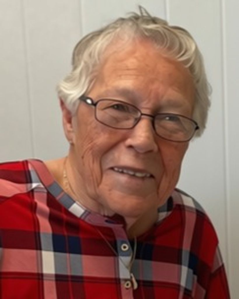 Arlyle Weona Ellen Ellis Profile Photo