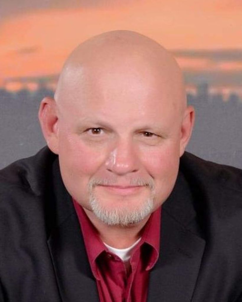 Lee Wade Lineberry Profile Photo