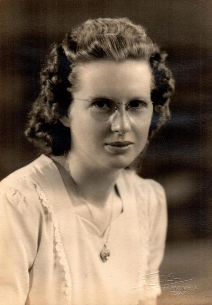 Frances Lina Schneider Dietert Profile Photo