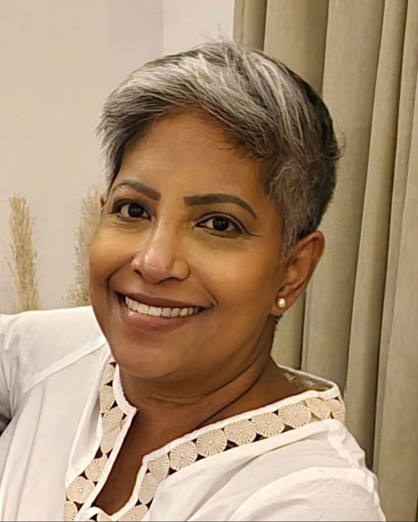 Farina Alli Clough