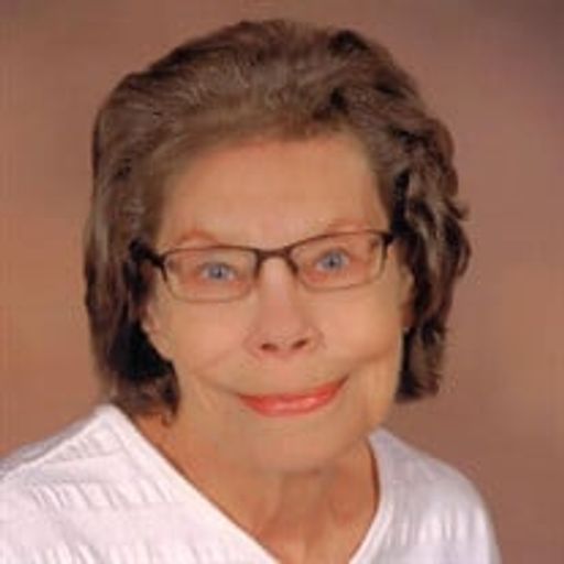 Colleen Hinrichs Profile Photo