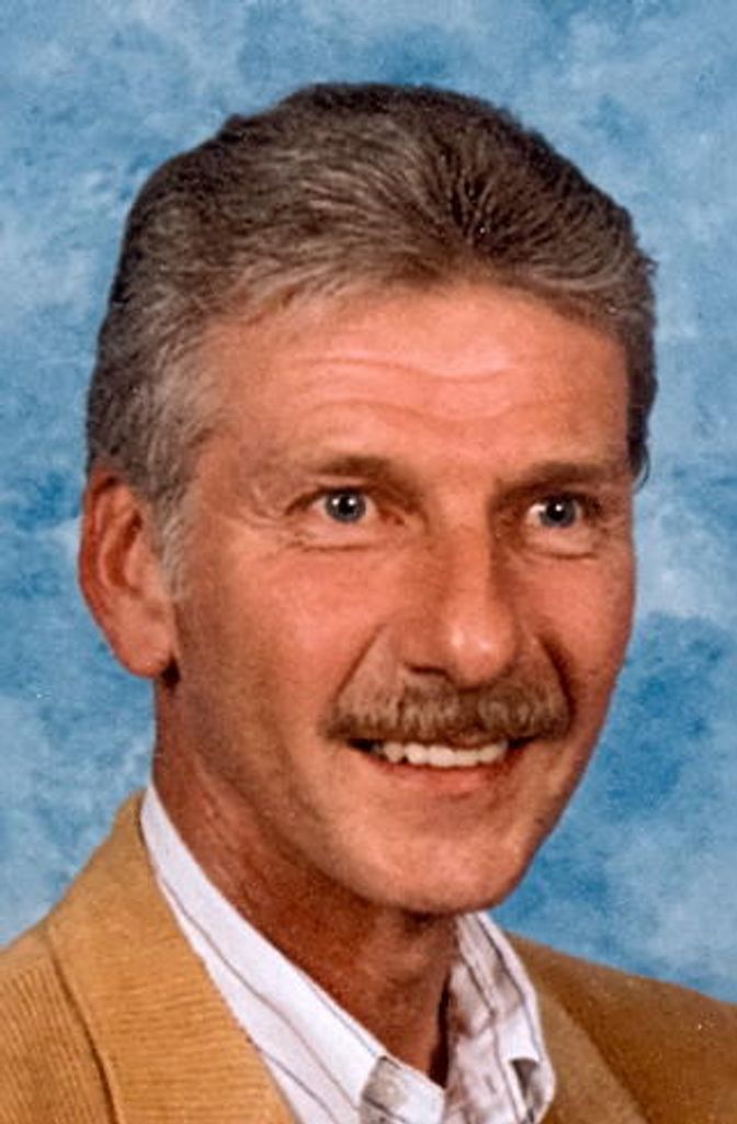 Daniel Hall  Craven