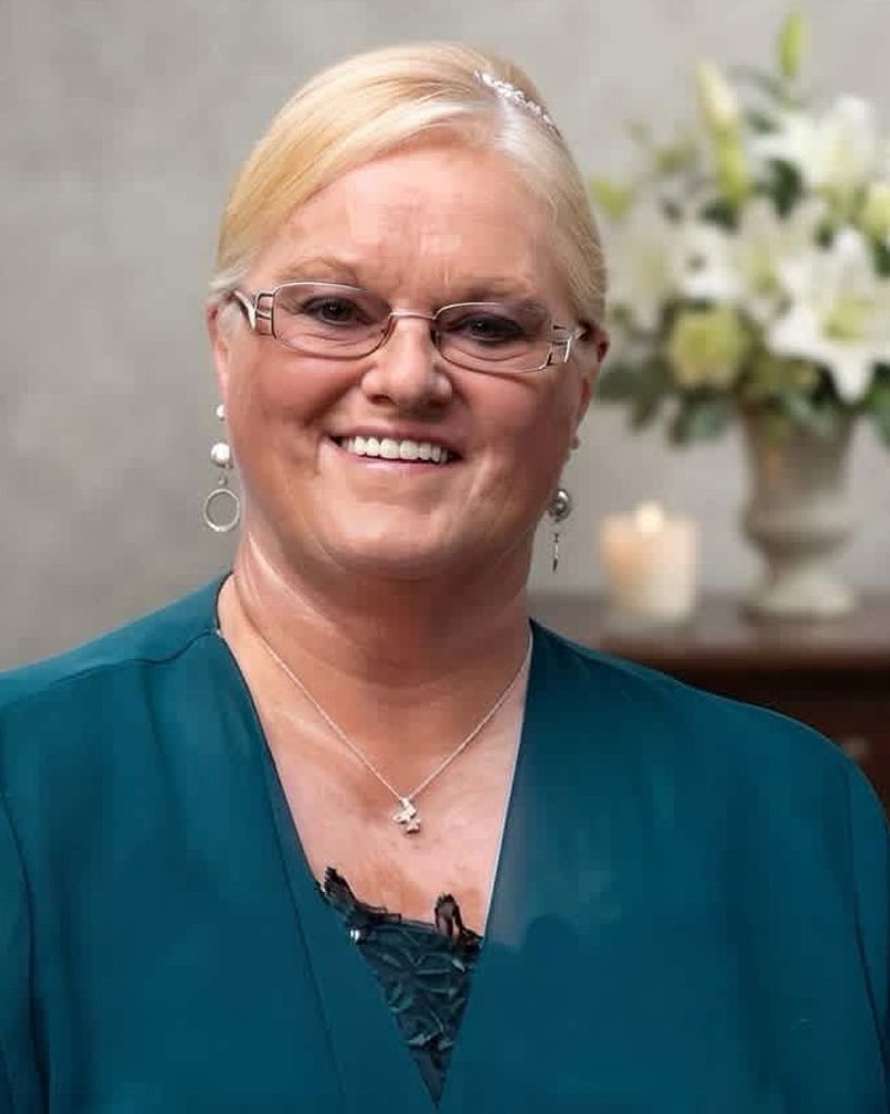 Elaine Hanley Profile Photo