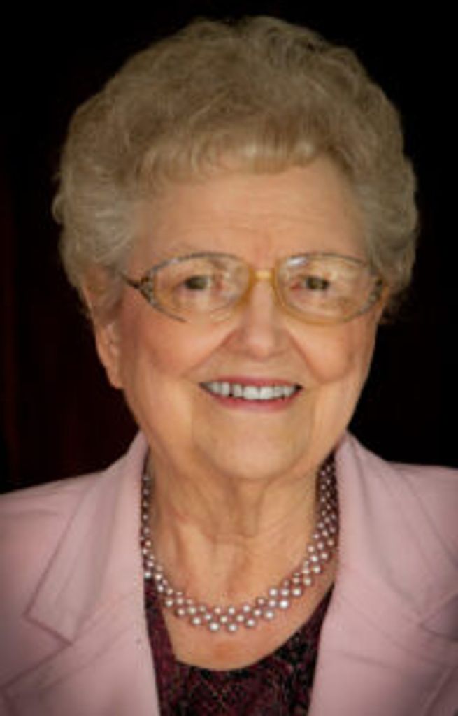 Elaine Stevenson Low