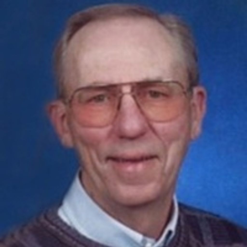 Lloyd E. Sanderson