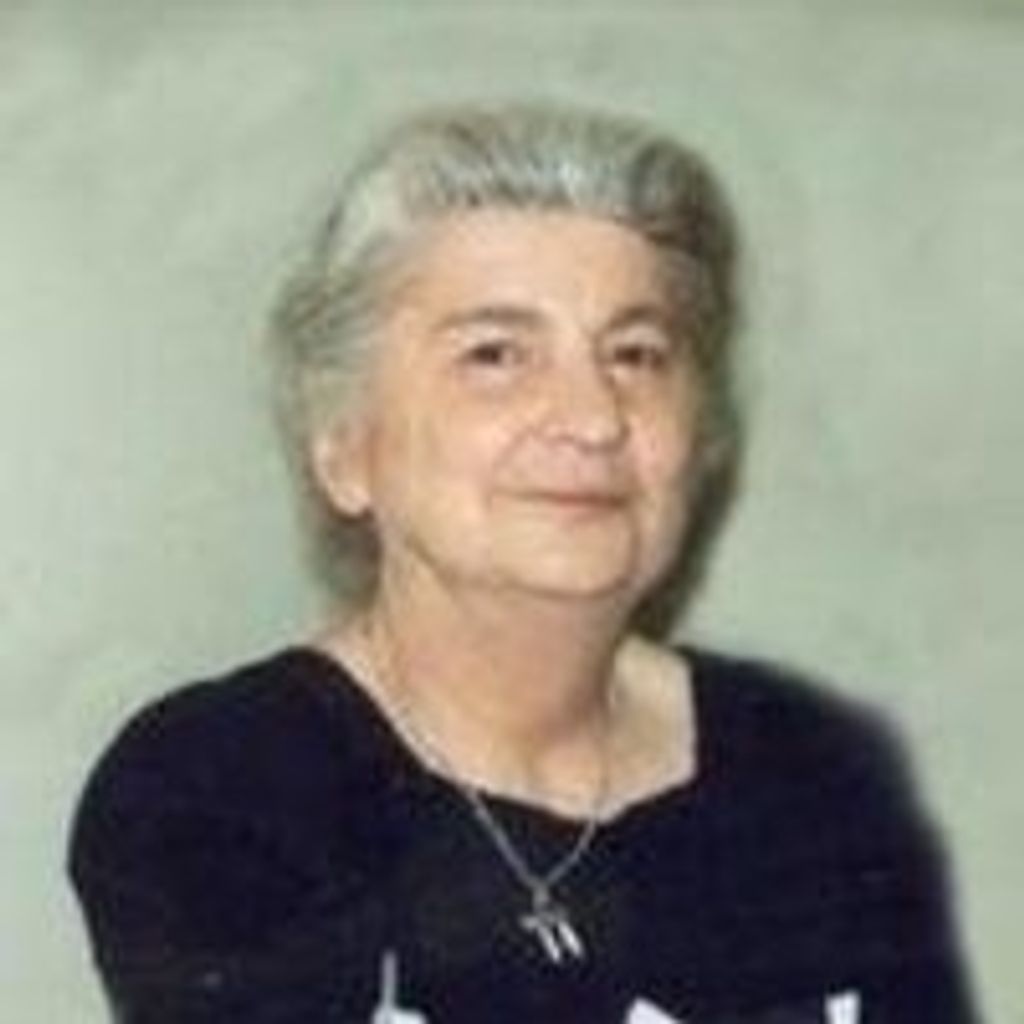 Anna Tsoutsouris Hoaas