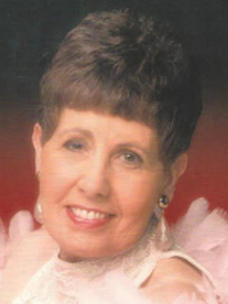 Cleopatra Vachulcik, Nee Vlahos