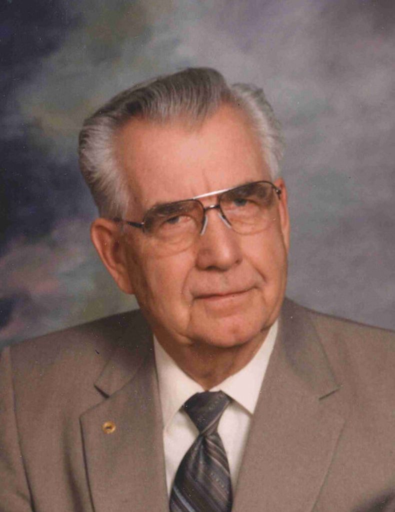 Lee Delwin Mills