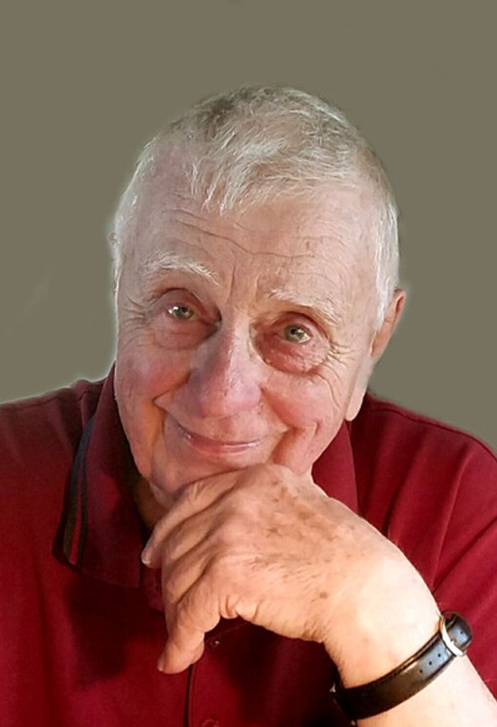 Robert Marlow Tuttle Profile Photo