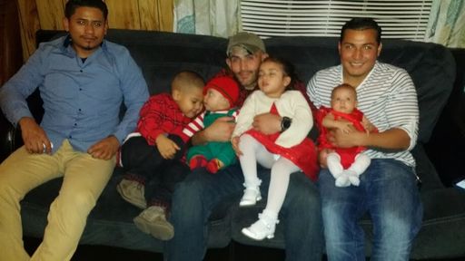 Moises Exequiel Velasquez Osorio photo gallery thumbnail 100 of 237
