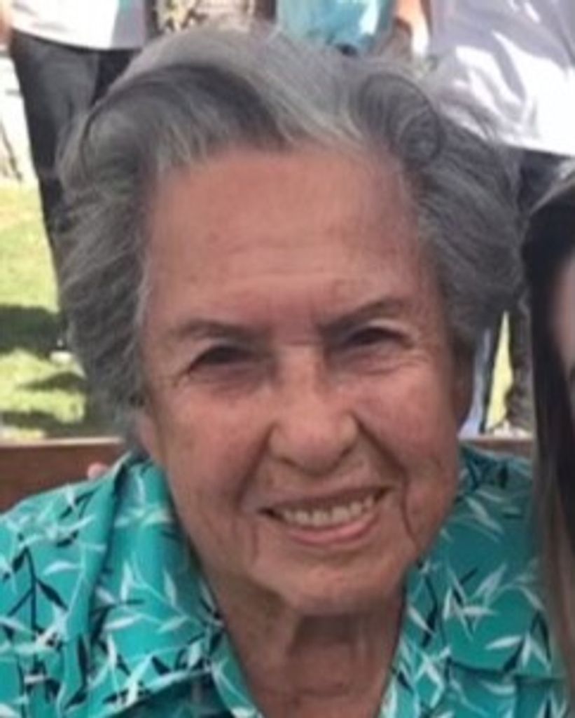 Flora Alamillo