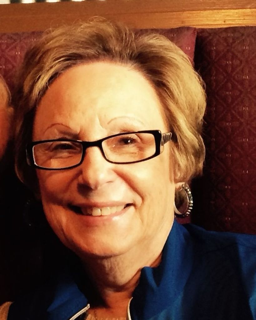 Becky Summers Profile Photo