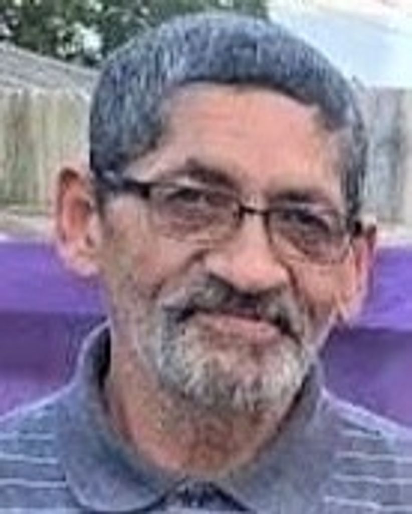 Domingo (KiKi) Gonzalez