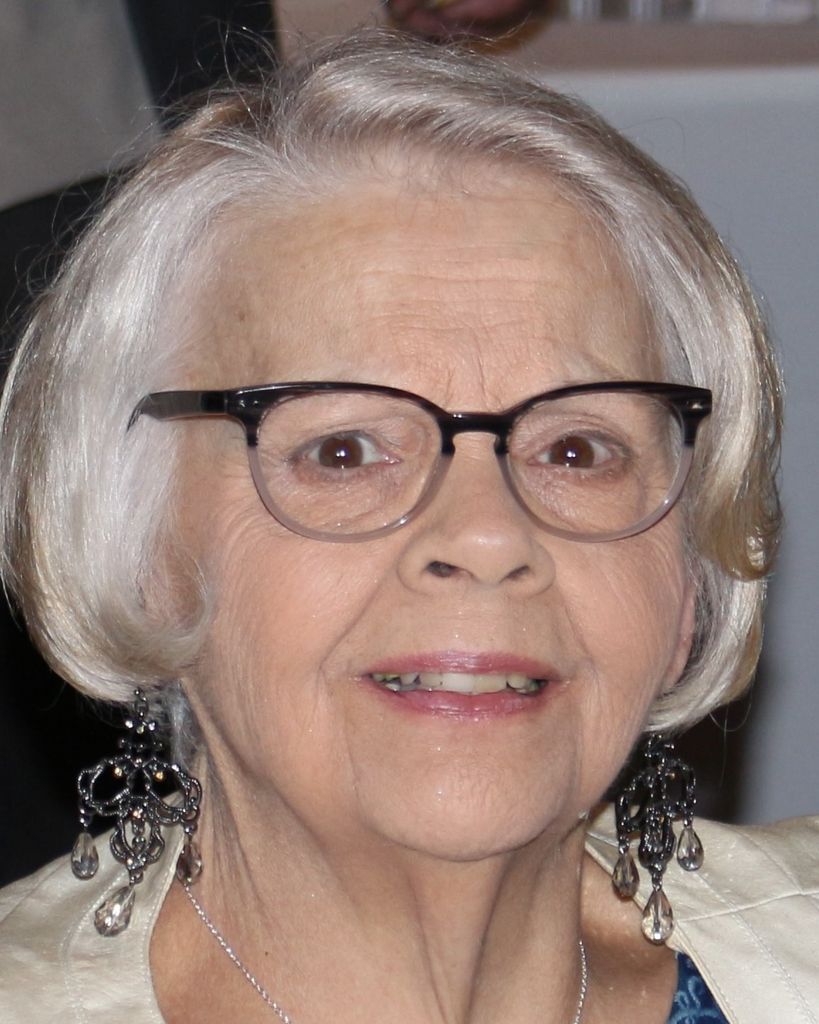 Debra Marcondes Profile Photo