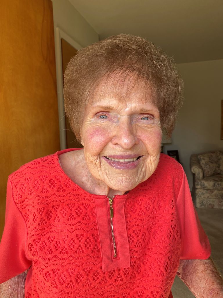 Helen Reberg Pett
