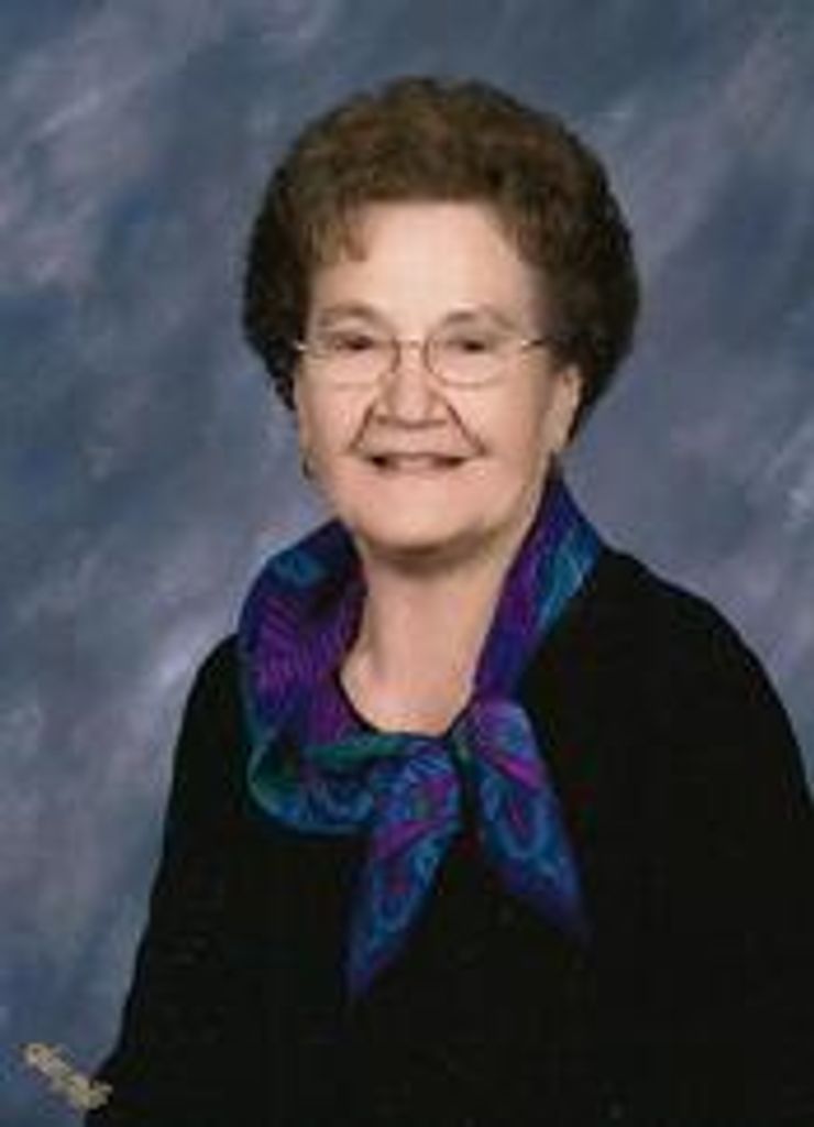 Doris L Rhoades
