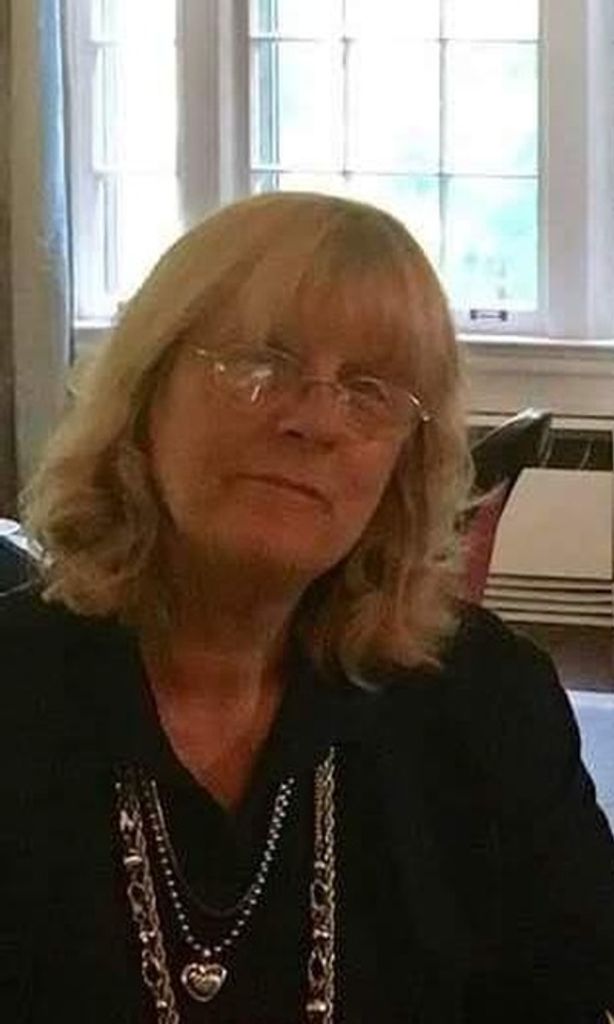 Paulette M Justavick