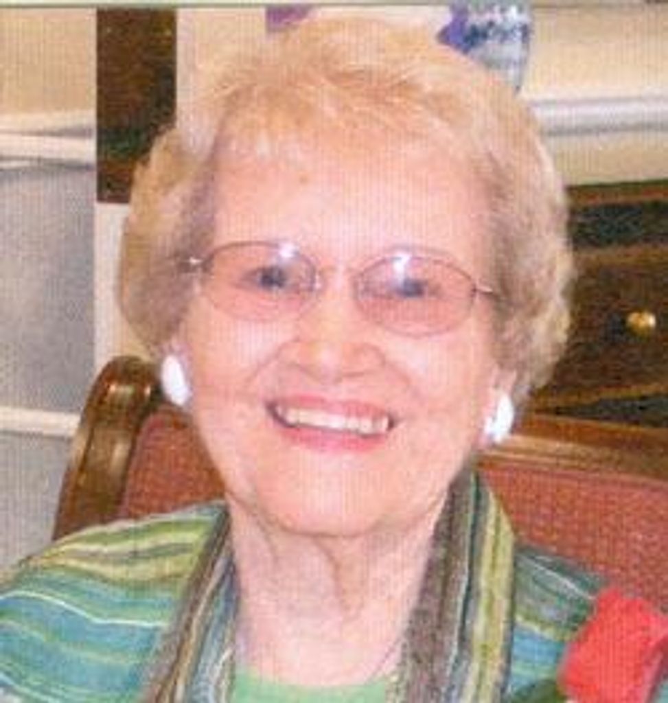 Hazel Winstead Lee
