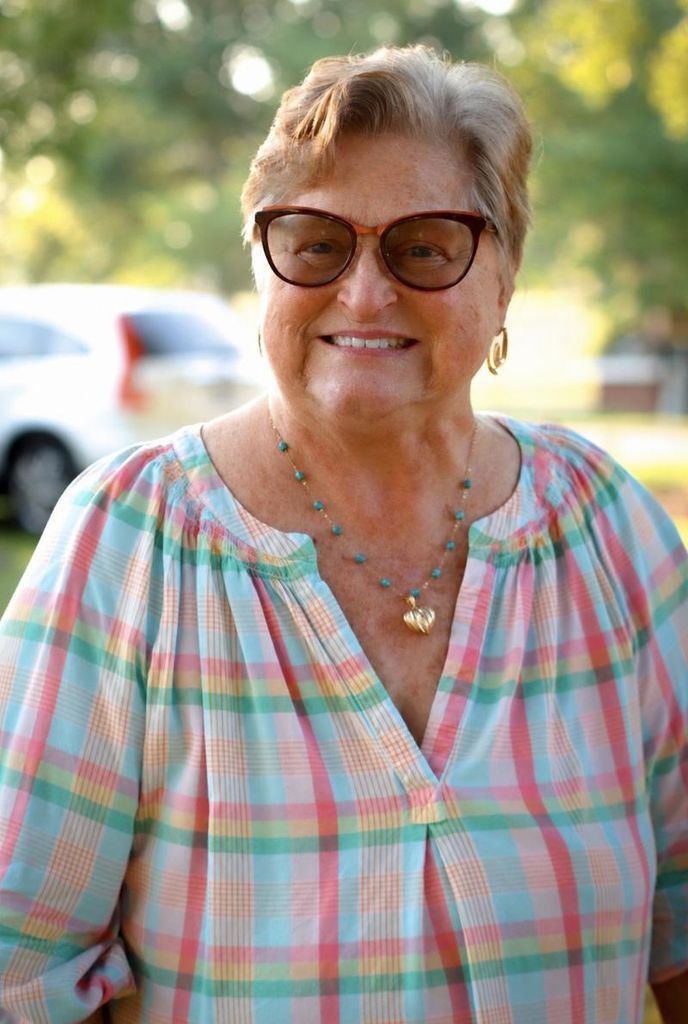 Lyn Leggett House Profile Photo