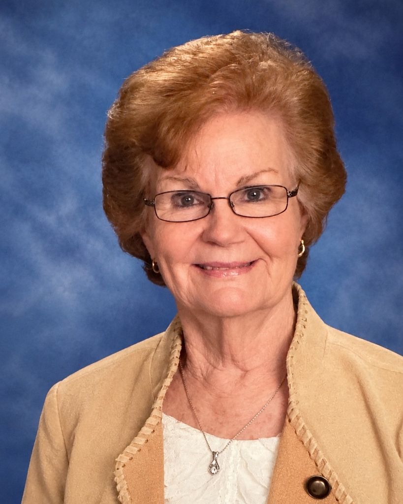 Janette Hallmark Arche
