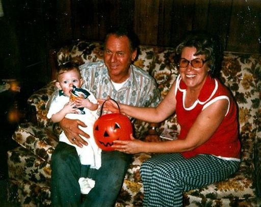 Evelyn Nichols Kirk photo gallery thumbnail 23 of 39