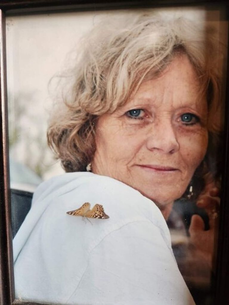 Carolyn Sue Saville