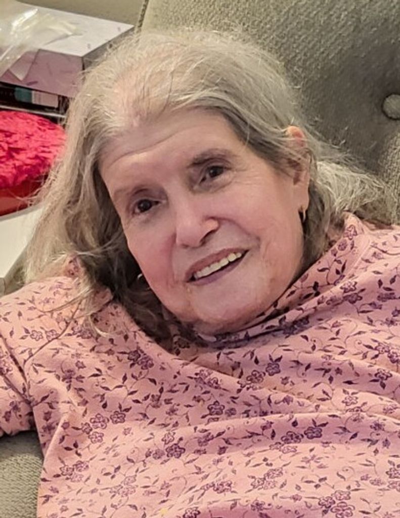 Jeanette M. (Mello)  Nadeau