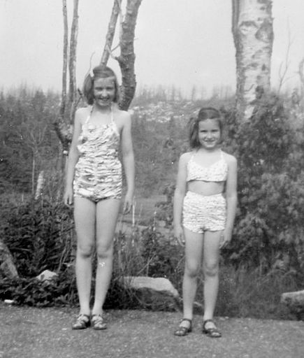 Roberta Seavey photo gallery thumbnail 19 of 61