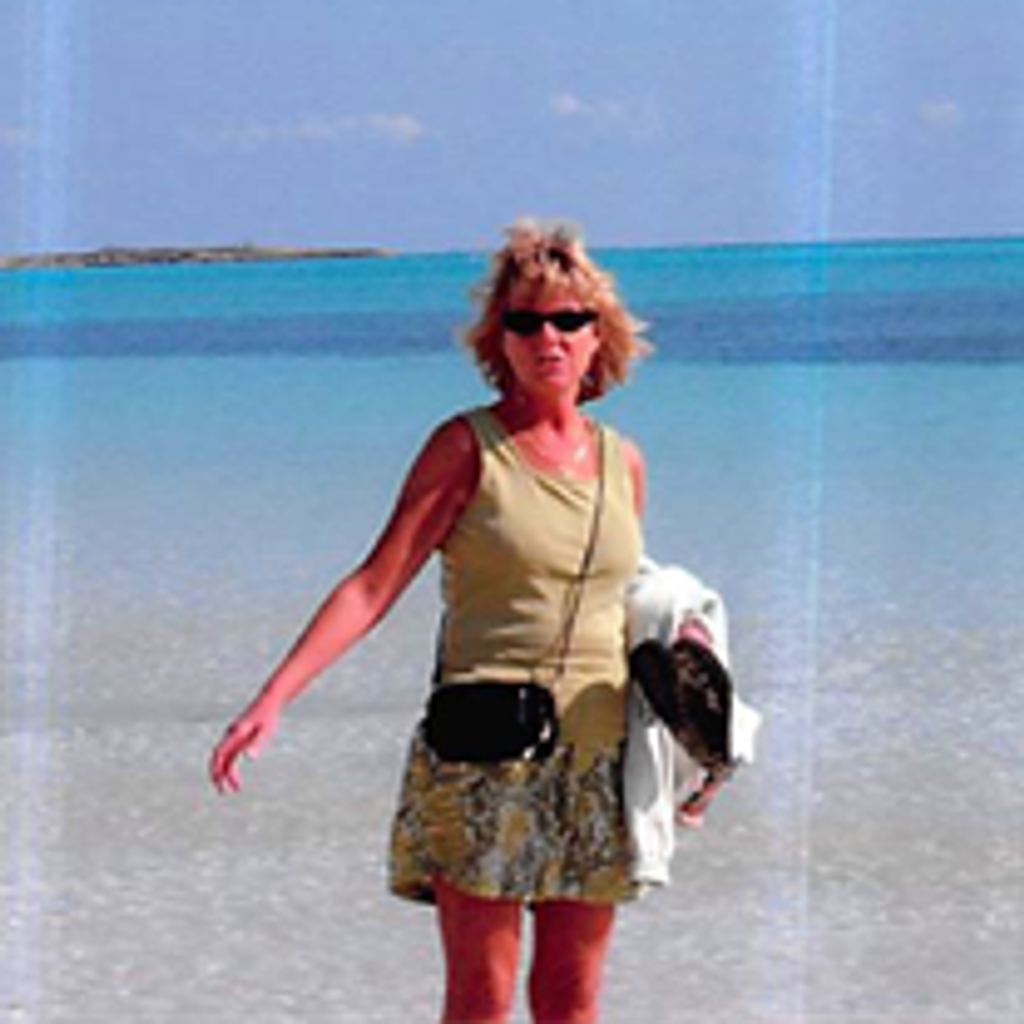 Elizabeth "Liza" Mandile