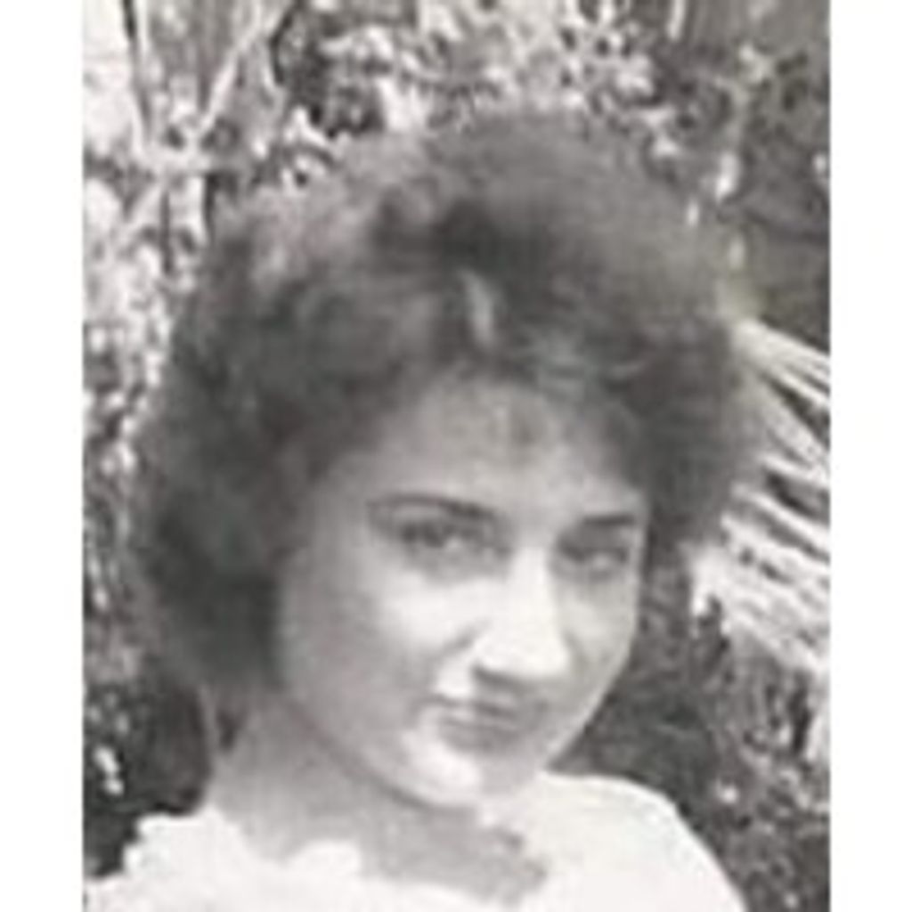 Elsa L. Hall