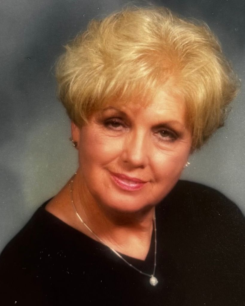 Robbie Nell Hollins Beech Profile Photo