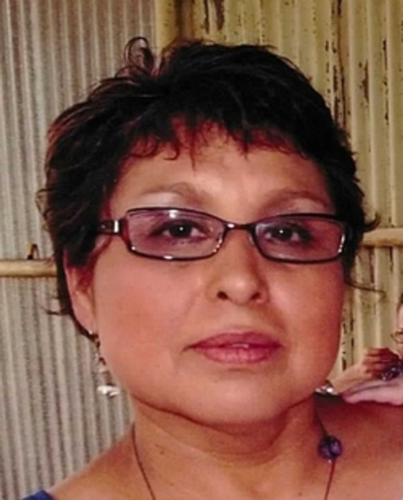 Maria Rosalinda Amador Profile Photo