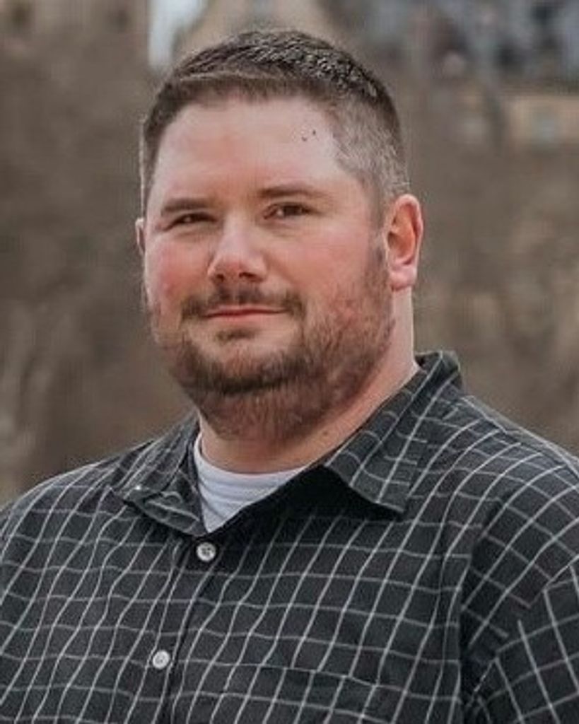 Aaron Thomas Profile Photo